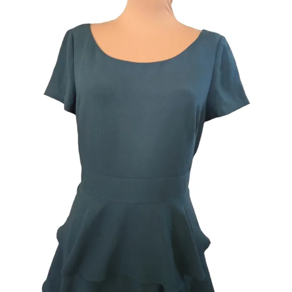 ELIZA J. Forest Green Tiered Ruffle Dress - Size 14 - Picture 4 of 13